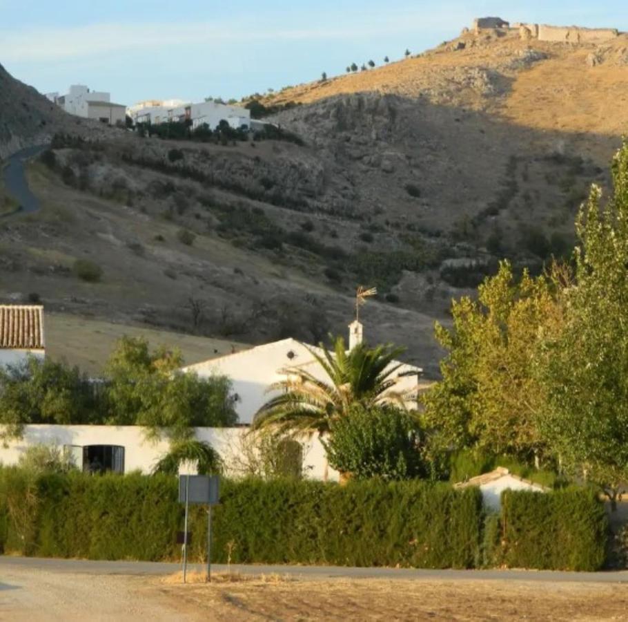 הוילה Teba Complejo Cortijo Rural El Puntal מראה חיצוני תמונה